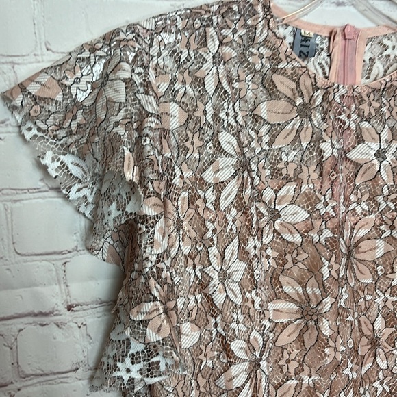 Aizhe Floral Lace Dress - Picture 4 of 13